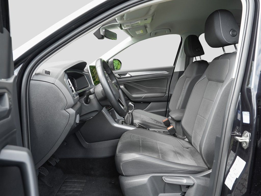 Volkswagen T-Roc 1.0 TSI Style - Samsaru's Car Outlet