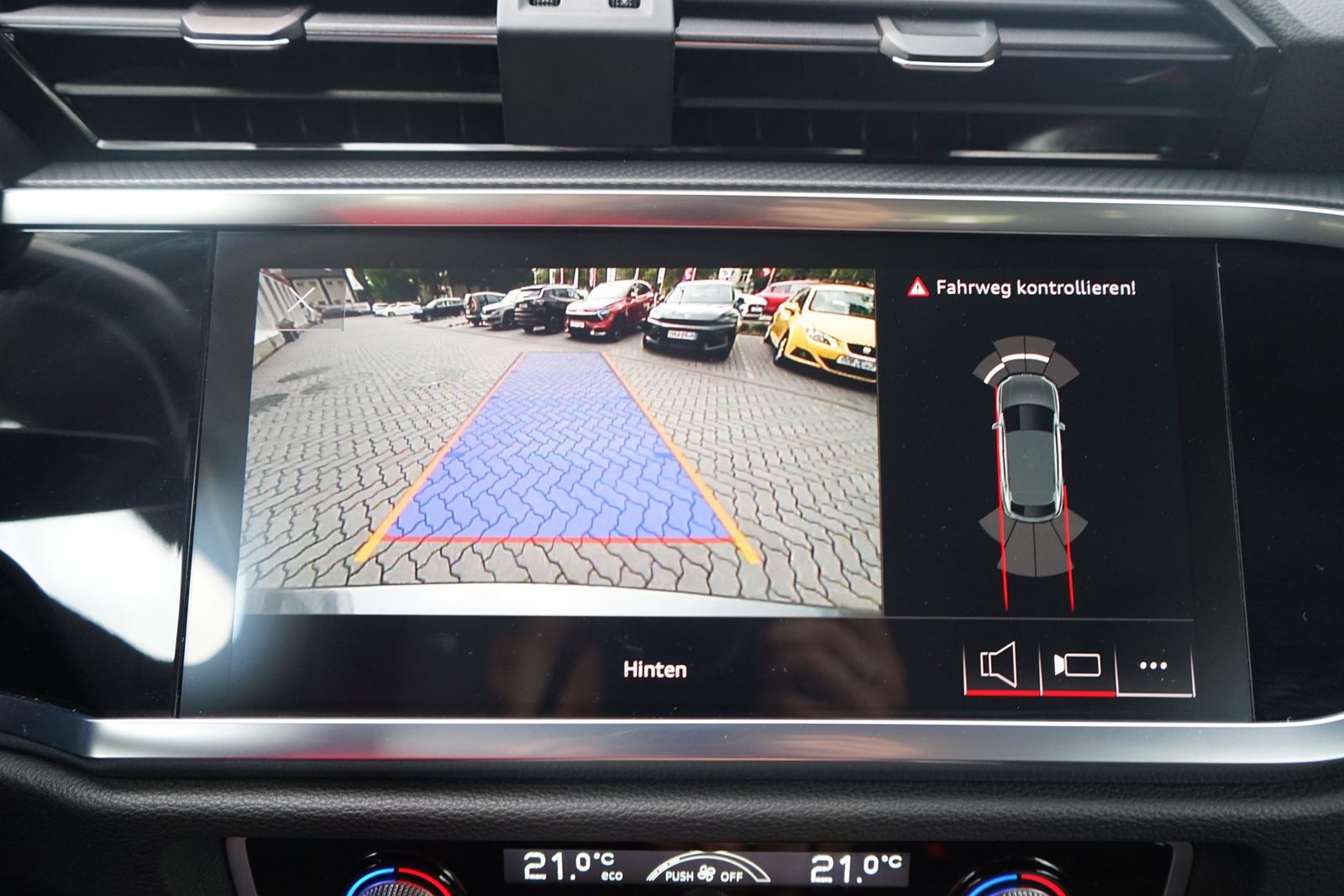 Audi Q3 Sportback 40 TDI quattro S line - Samsaru's Car Outlet