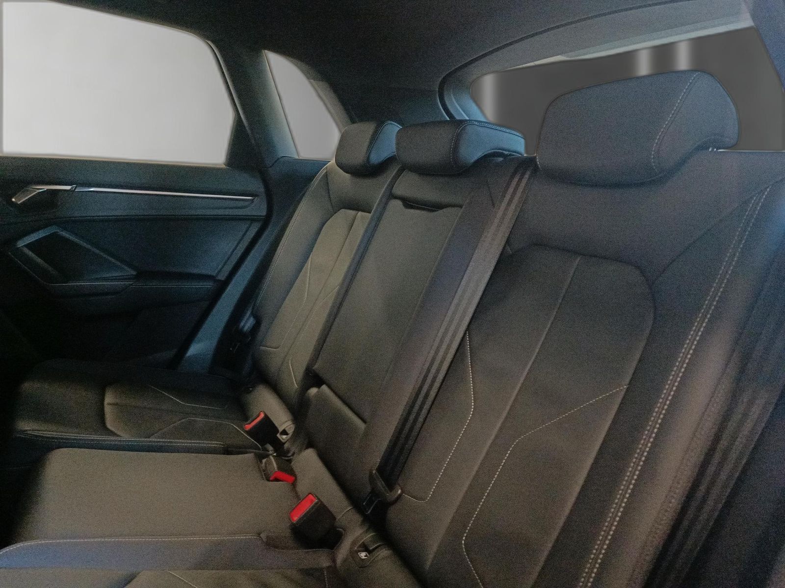 Audi Q3 40 TFSI quattro S tronic S-Line - Samsaru's Car Outlet