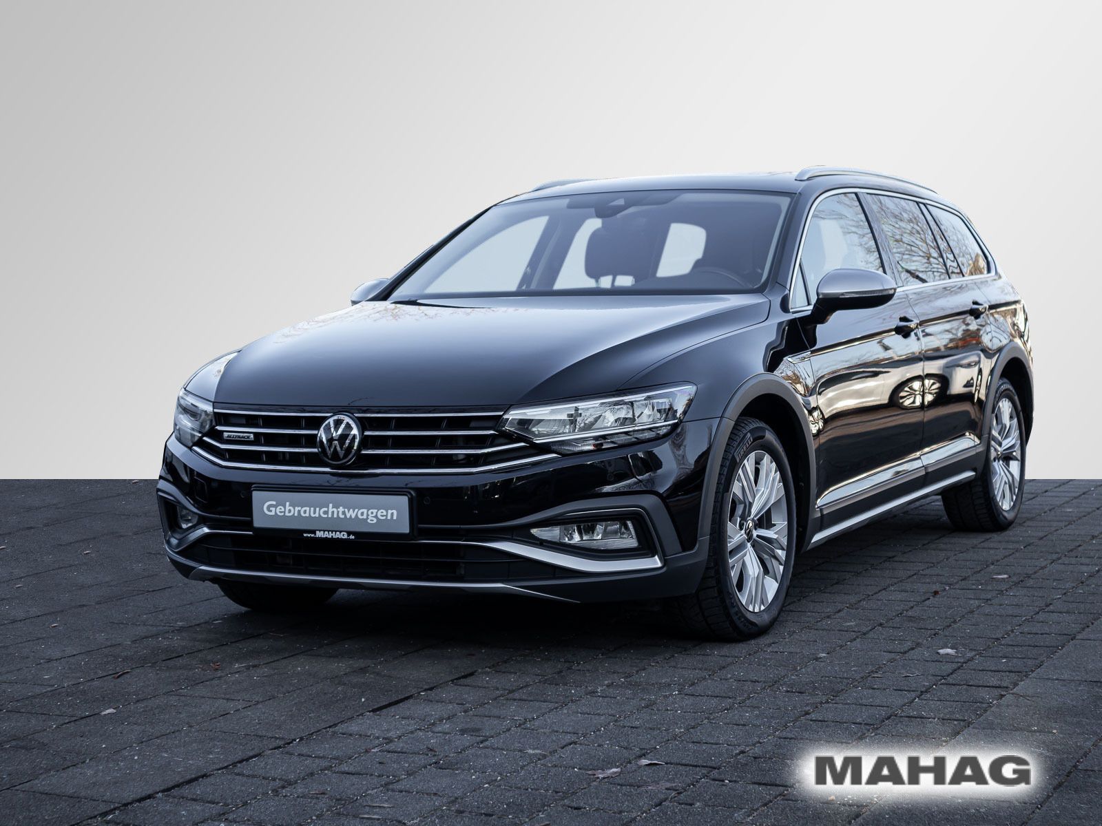 Volkswagen Passat Alltrack 2.0 TDI 4mot Navi LED AHK R-KAM