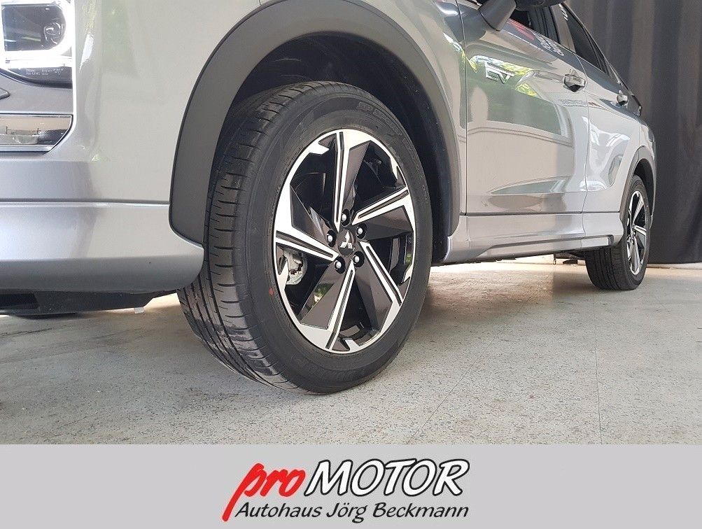 Mitsubishi Eclipse Cross 2.4 MIVEC PLUG-IN HYBRID 4WD TOP