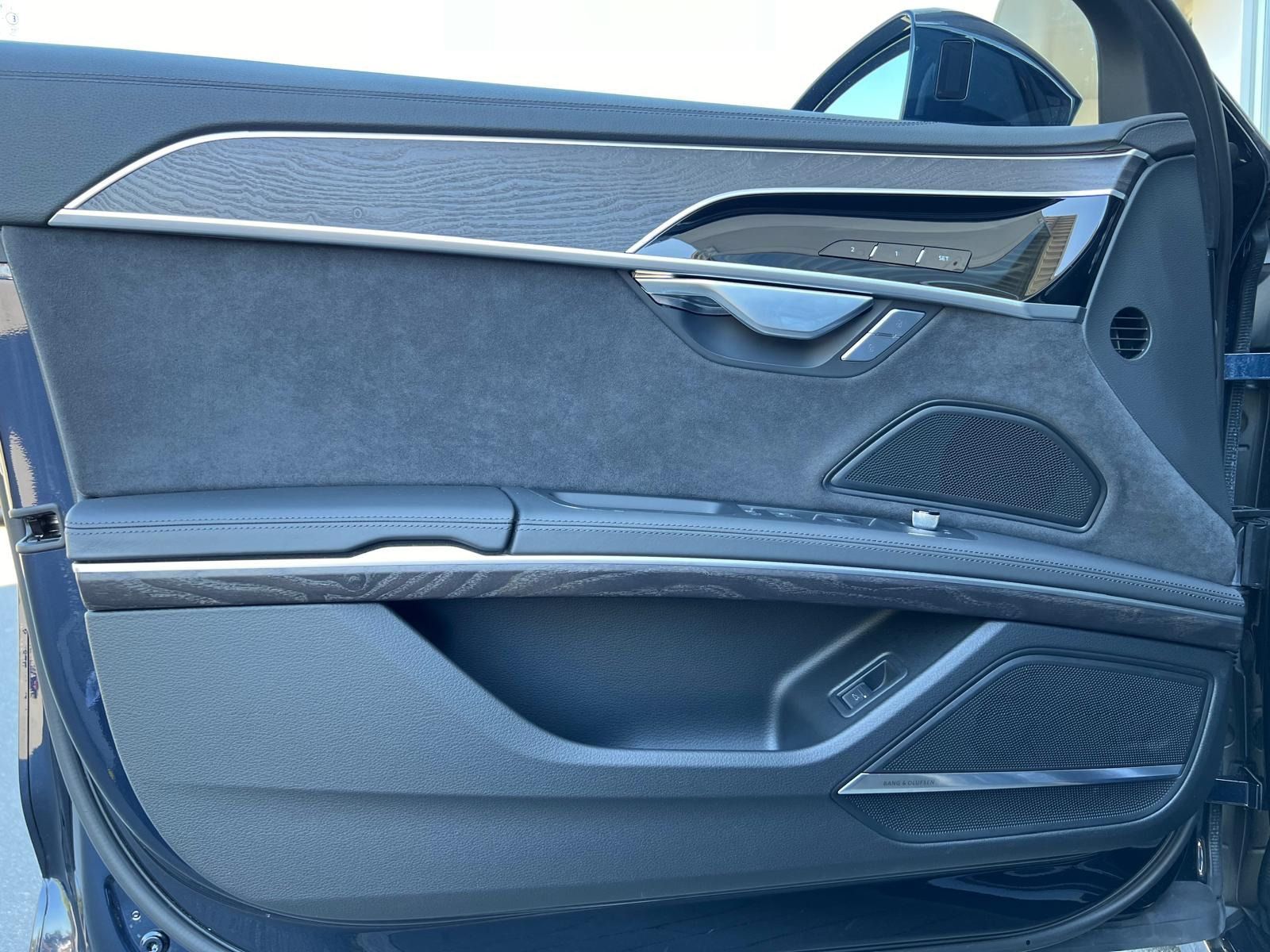 Audi A8 60 TFSI - Samsaru's Car Outlet