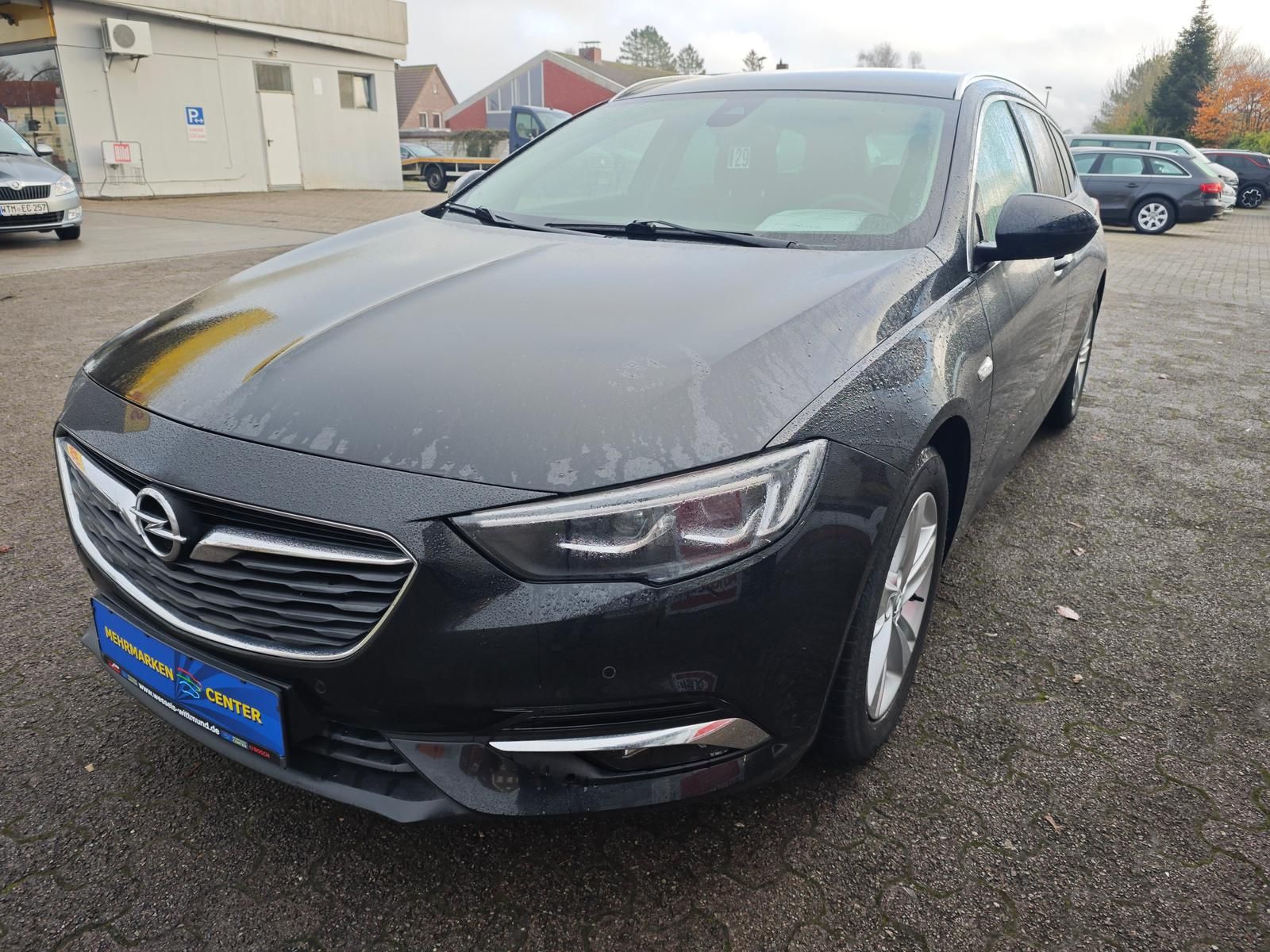 Opel Insignia 1.6 CDTI Innovation - Samsaru's Car Outlet