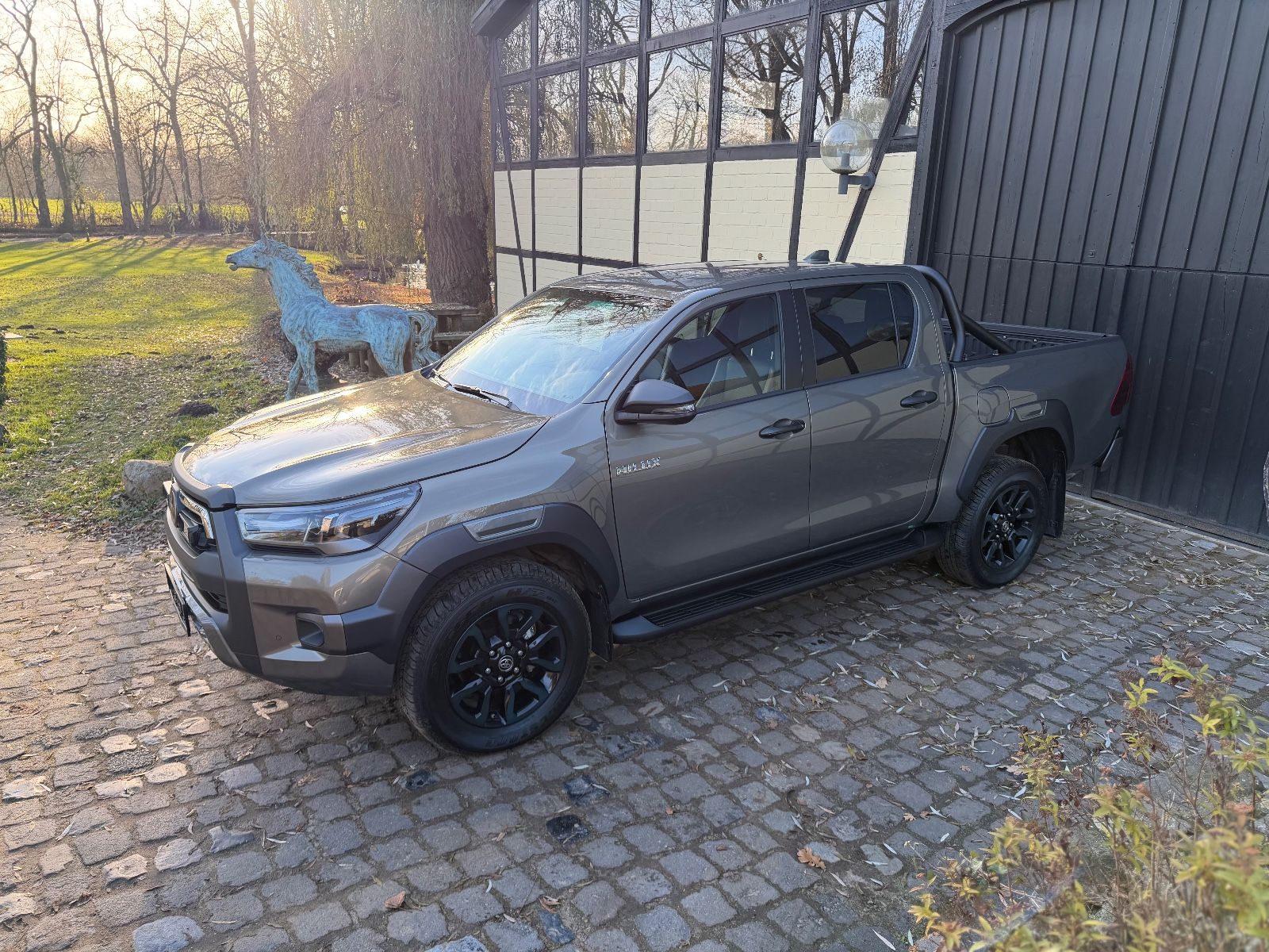 Toyota Hilux 2.8 D-4D 4Wd V48 Invincible*AHK*Büge