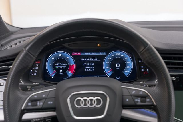 Audi Q7 50 TDI TIPT*S-LINE*7-SITZ*PANO*AHK*STAND*360*