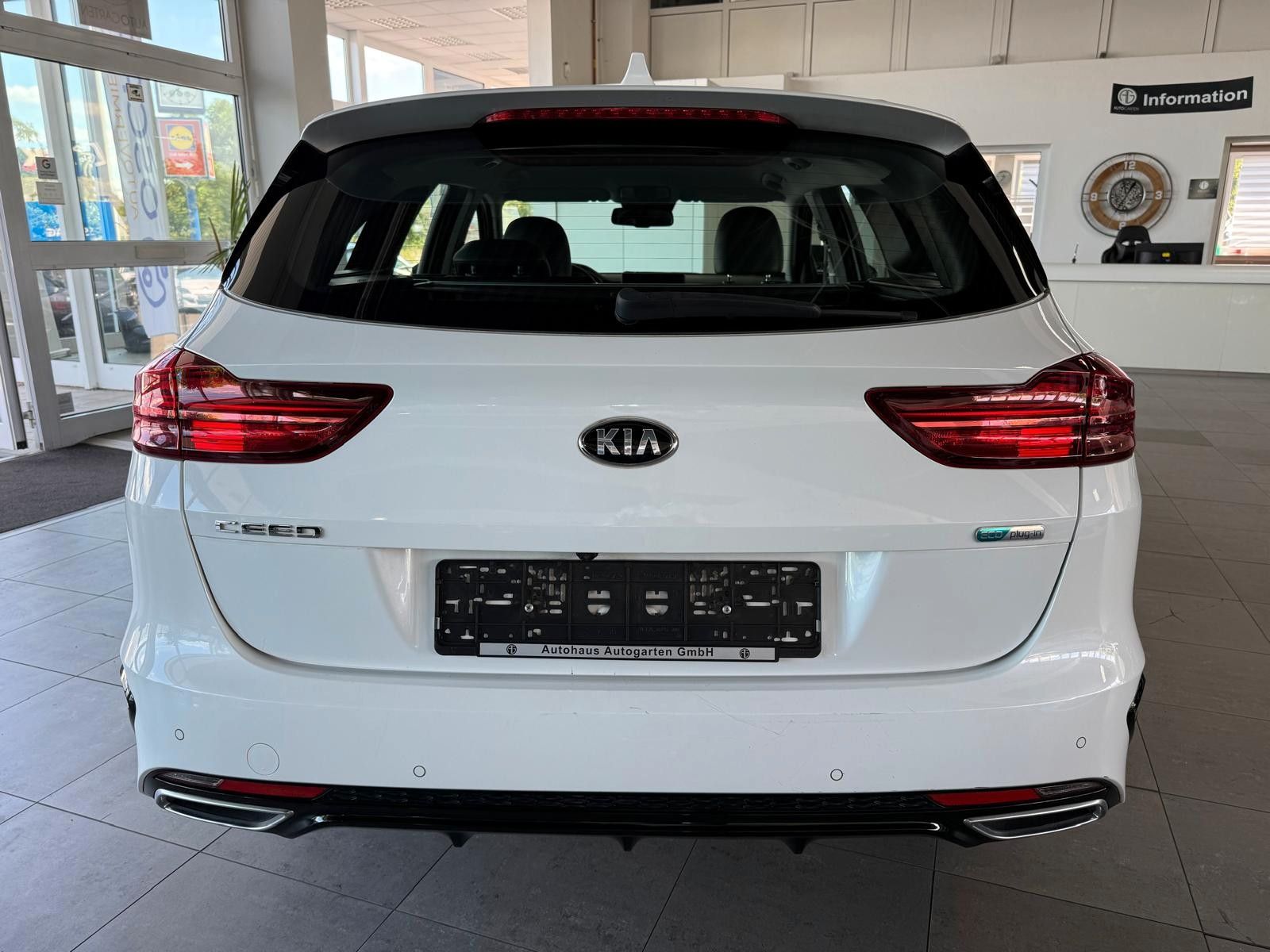Kia cee'd Sportswagon Plug-in Hybrid Spirit - Samsaru's Car Outlet