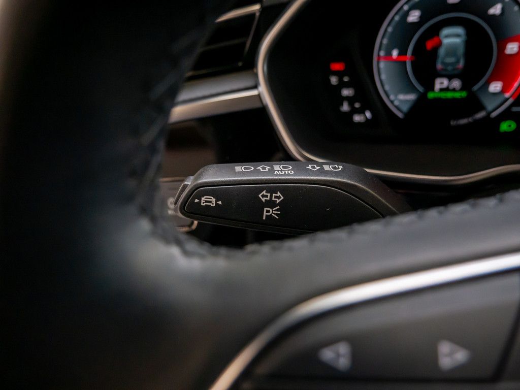 Audi Q3 S line 35 TDI quattro S tronic - Samsaru's Car Outlet