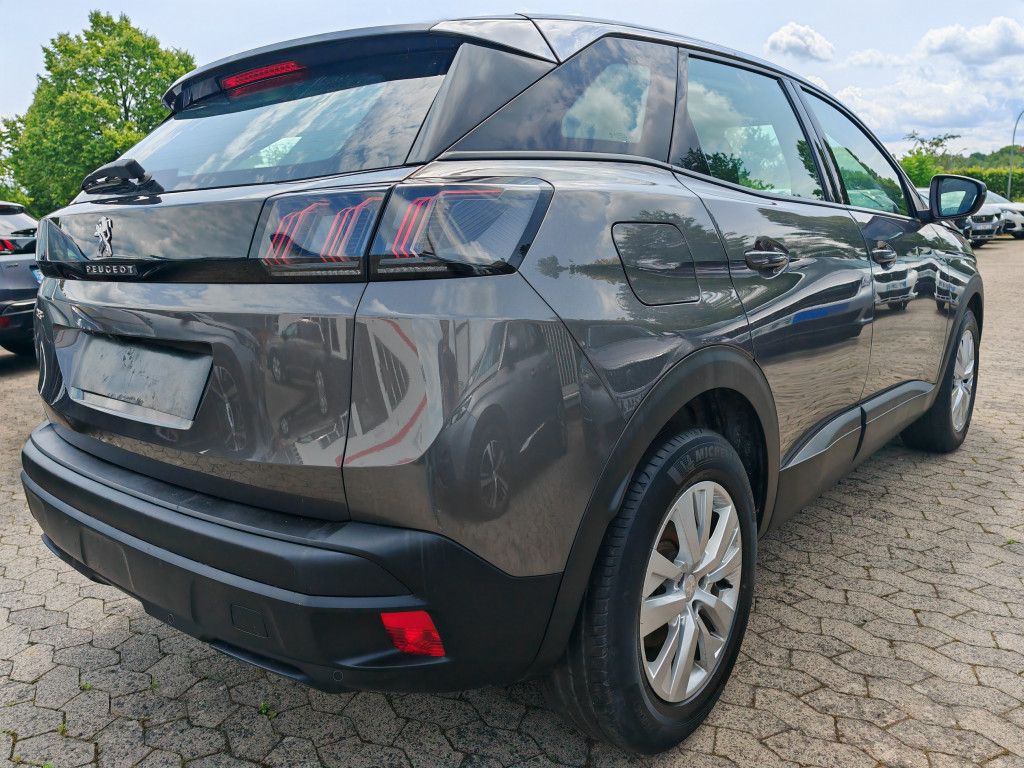 Peugeot 3008 PureTech 130 EAT8 - Samsaru's Car Outlet