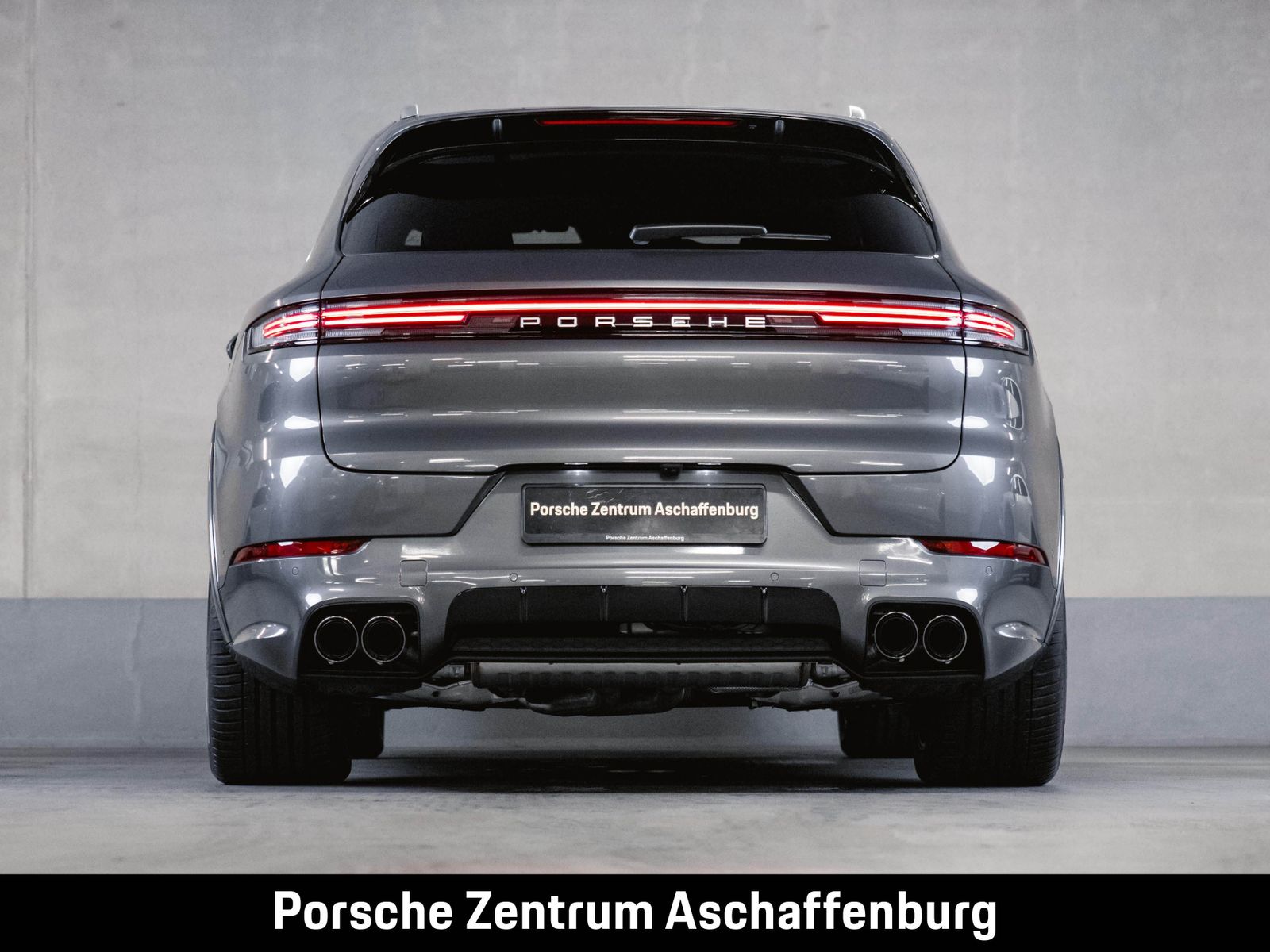 Porsche Cayenne E-Hybrid Sportabgasanlage Sportlenkrad