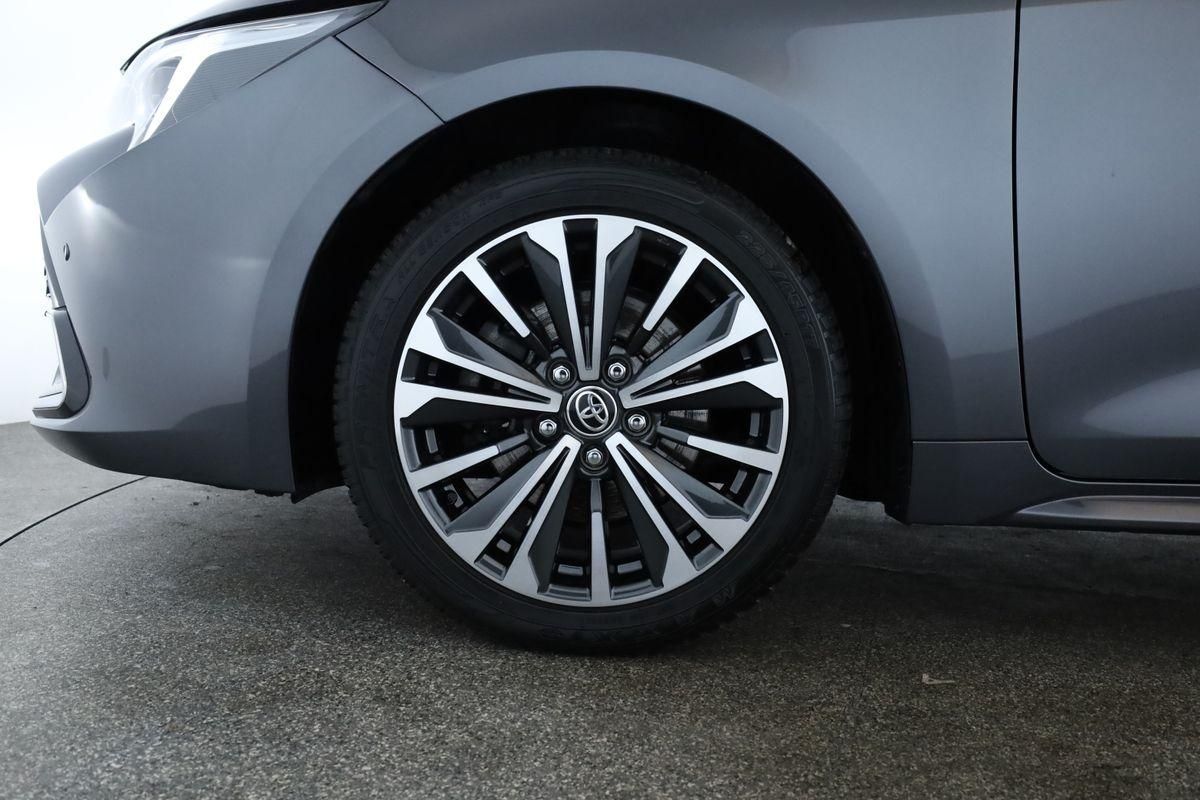 Toyota Corolla Touring Sports 2.0 CVT Team D Navi Kam