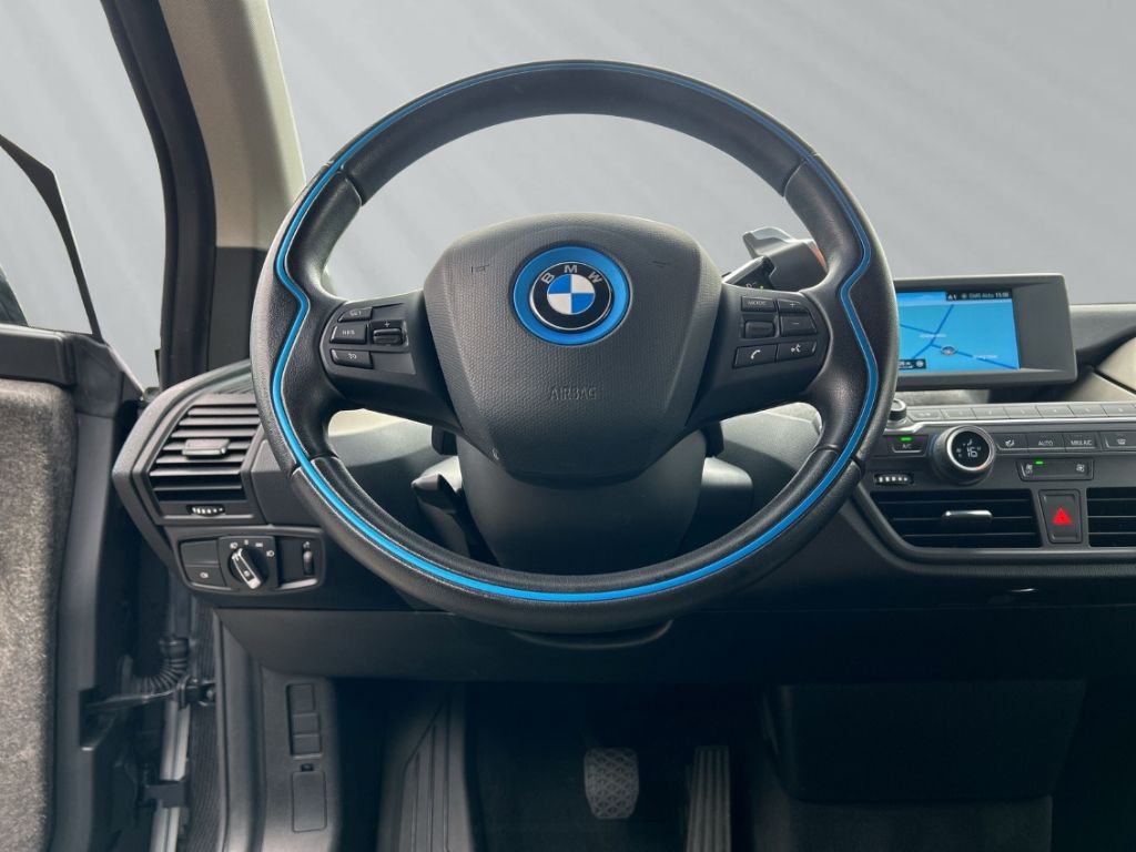 BMW i3 120Ah - Samsaru's Car Outlet