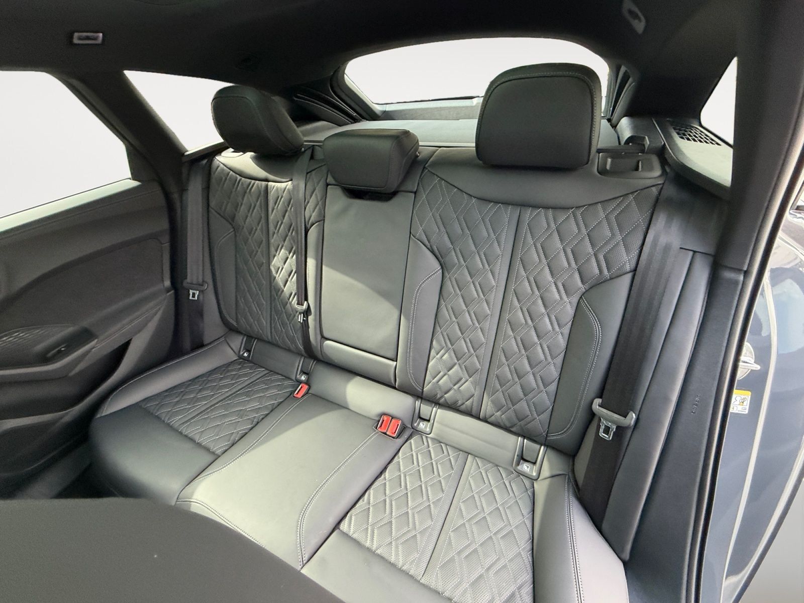 Audi A5 Avant TFSI e-hybrid qu. S-Line edition one