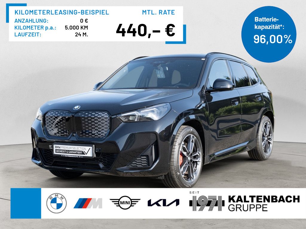 BMW iX1 xDrive30 M-Sport Pro PANO AHK HUD 360° LED
