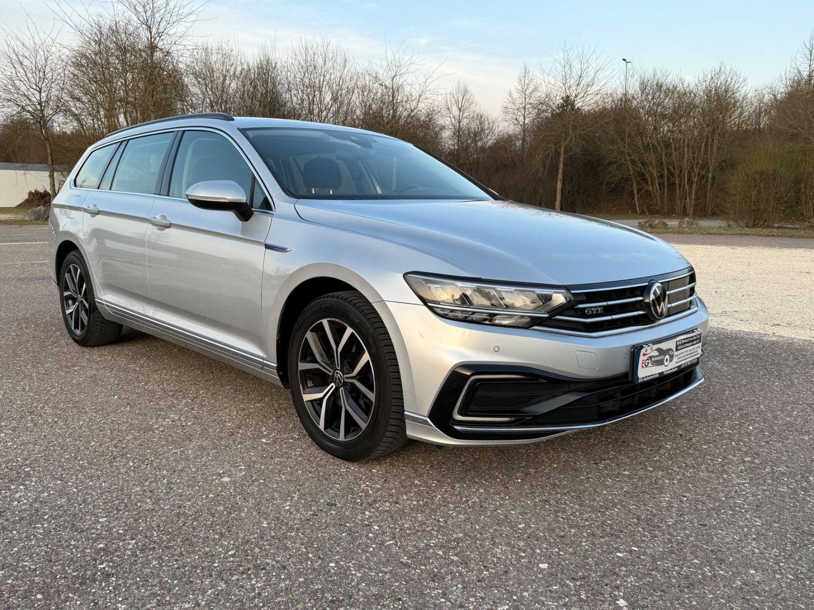 Volkswagen Passat Variant GTE Business - Samsaru's Car Outlet