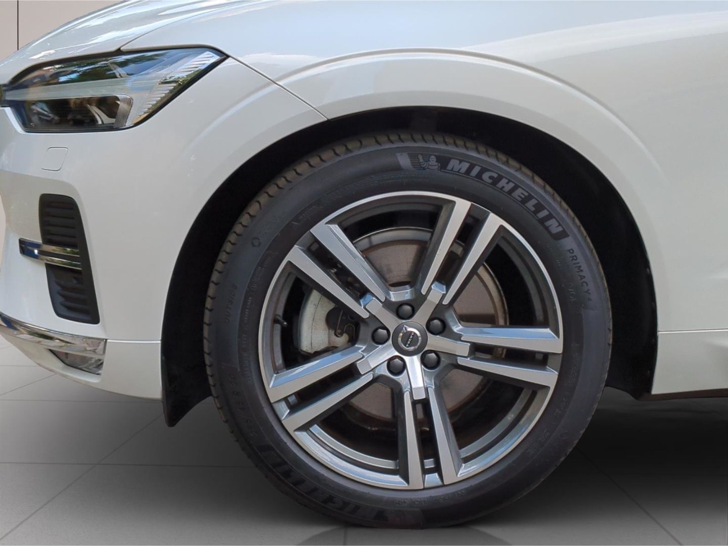 Volvo XC60 B6 AWD Inscription *Luft*SH*Pano*Nappa*