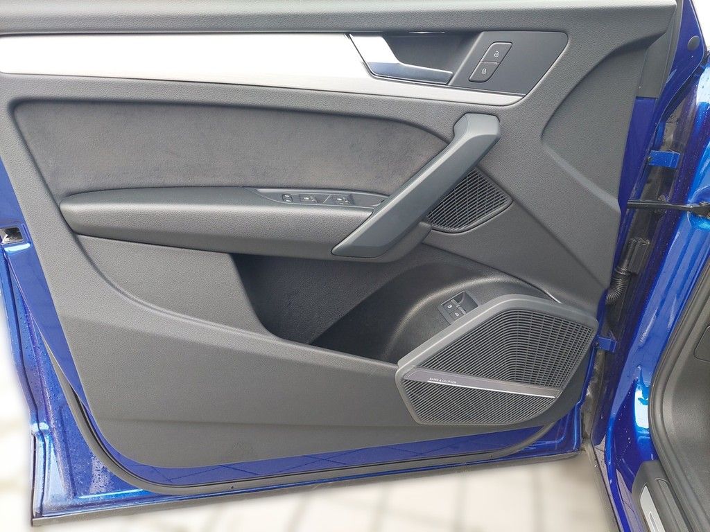 Audi Q5 50 TFSIe quattro S tronic s line - Samsaru's Car Outlet