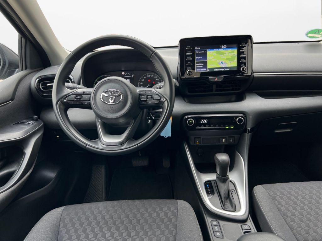 Toyota Yaris Hybrid 1.5 Business Edition - Samsaru's Car Outlet