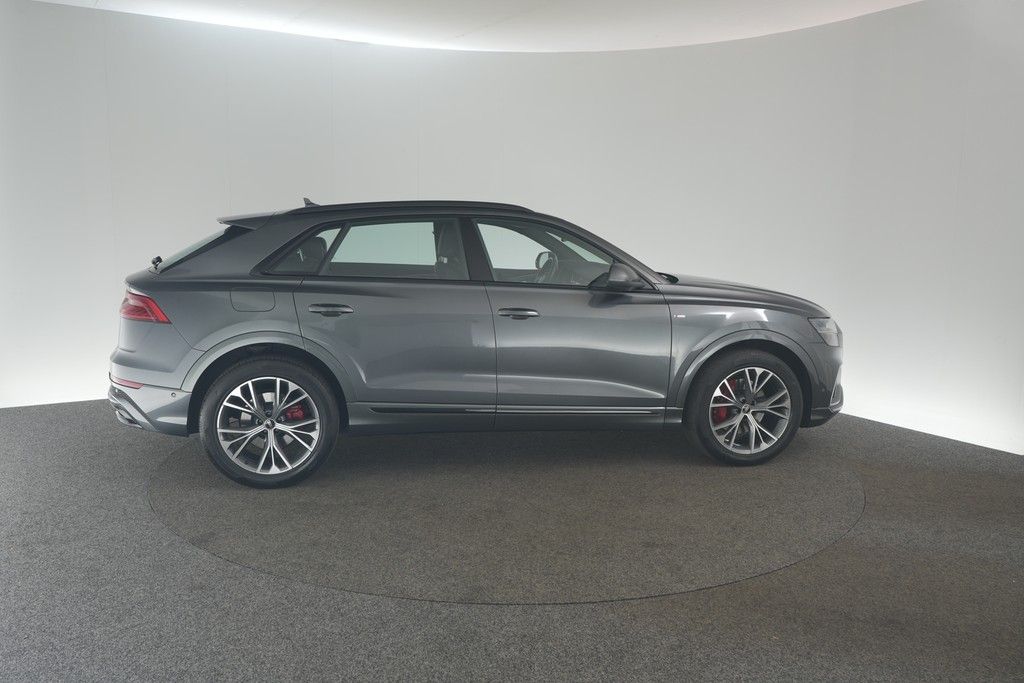 Audi Q8 50 TDI quattro S line - Samsaru's Car Outlet
