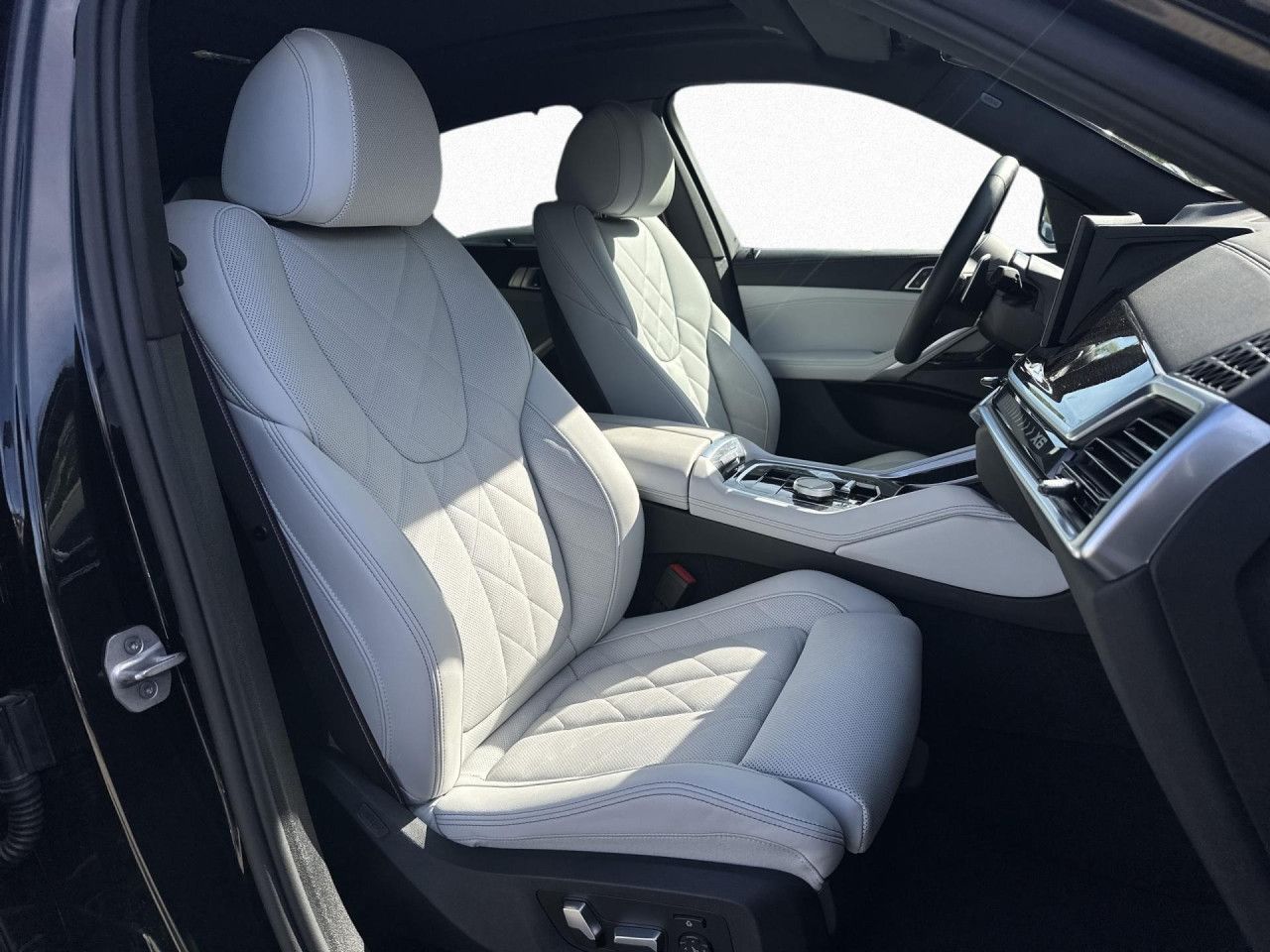 BMW X6 xDr 30d M SPORT PRO SoftCl,AHK,Pano,H/K,DAPro
