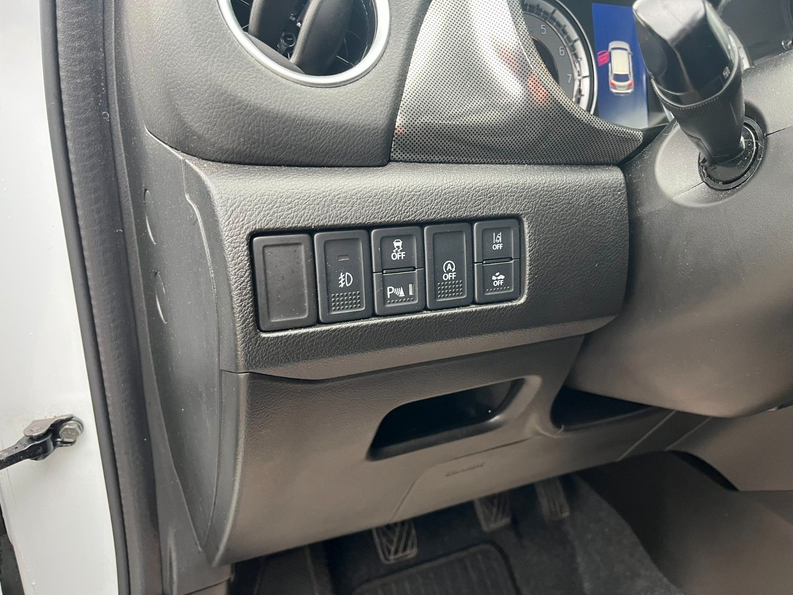 Suzuki Vitara 1.4 Comfort+ - Samsaru's Car Outlet