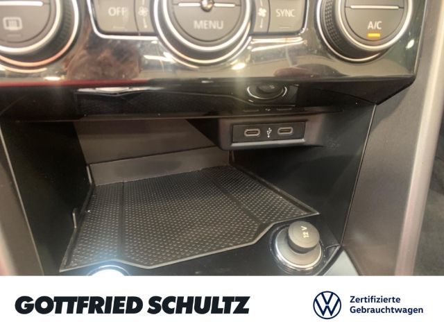 Volkswagen T-Roc R-LINE TSI DSG - Samsaru's Car Outlet