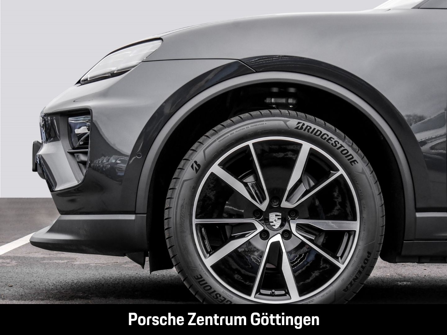 Porsche Macan 4 BOSE Surround-View Abstandstempomat LED