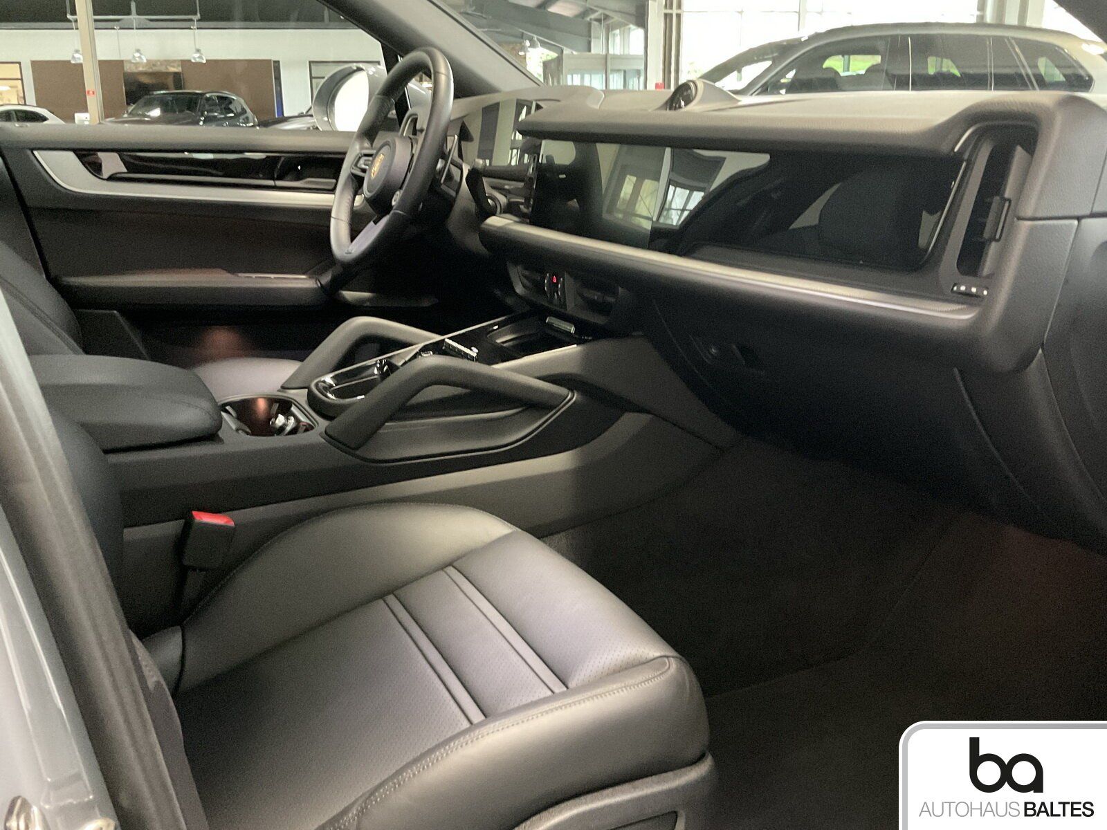 Porsche Cayenne Coupe Luft/Matrix/Inno/2+1/Head-up/Bose/