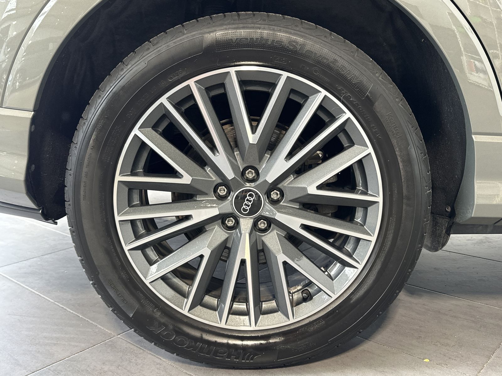 Audi Q3 40 TDI Quattro S-Line - Samsaru's Car Outlet