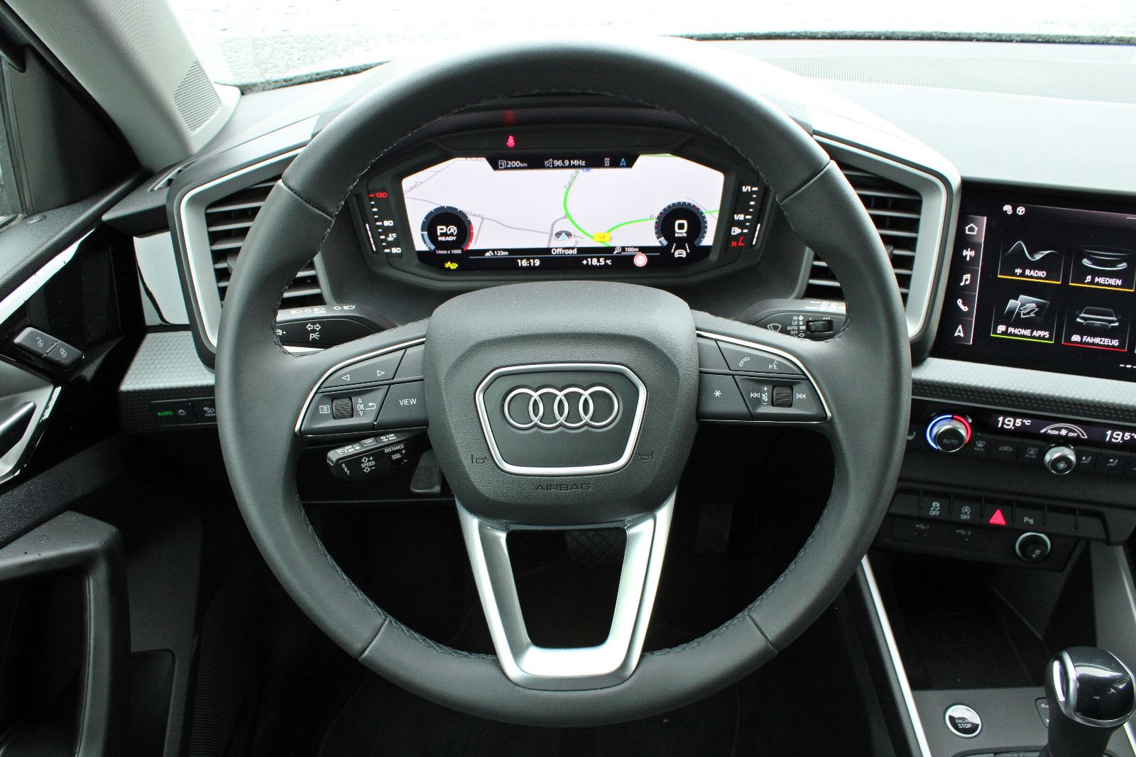 Audi A1 Sportback 25TFSI S-tronic BLACK - Samsaru's Car Outlet