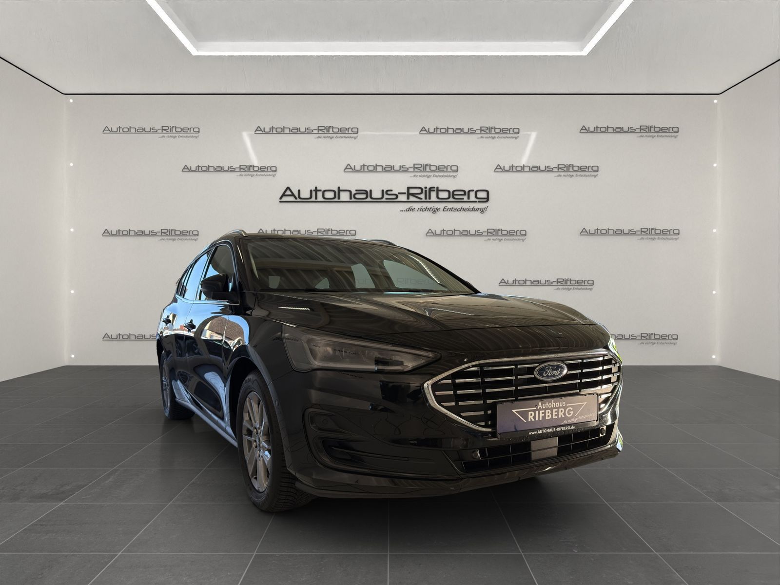 Ford Focus TOURER Titanium/AHK/PANO/MATRIX/B&O/KAMERA
