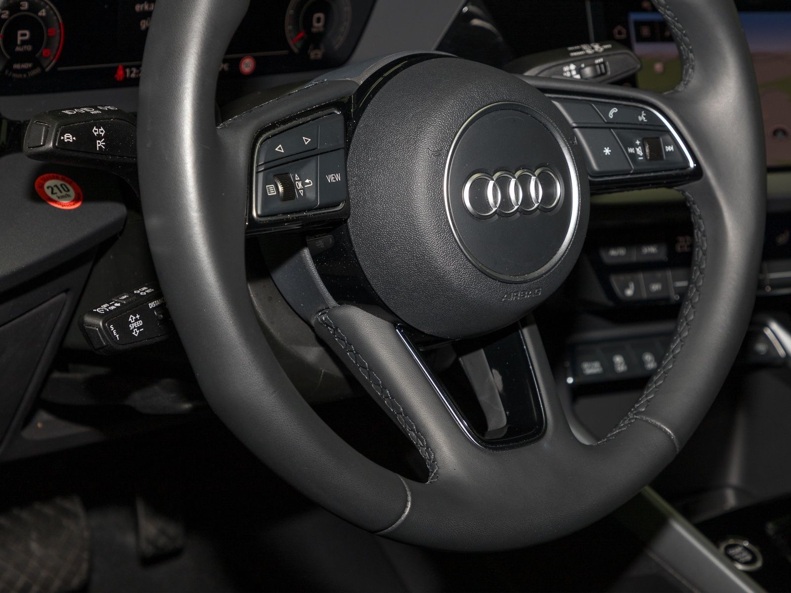 Audi A3 Sportback 35 TDI ADVANCED - Samsaru's Car Outlet