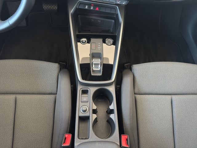 Audi A3 Sportback Advanced 30TFSI S tronic *GRA*SHZ*P