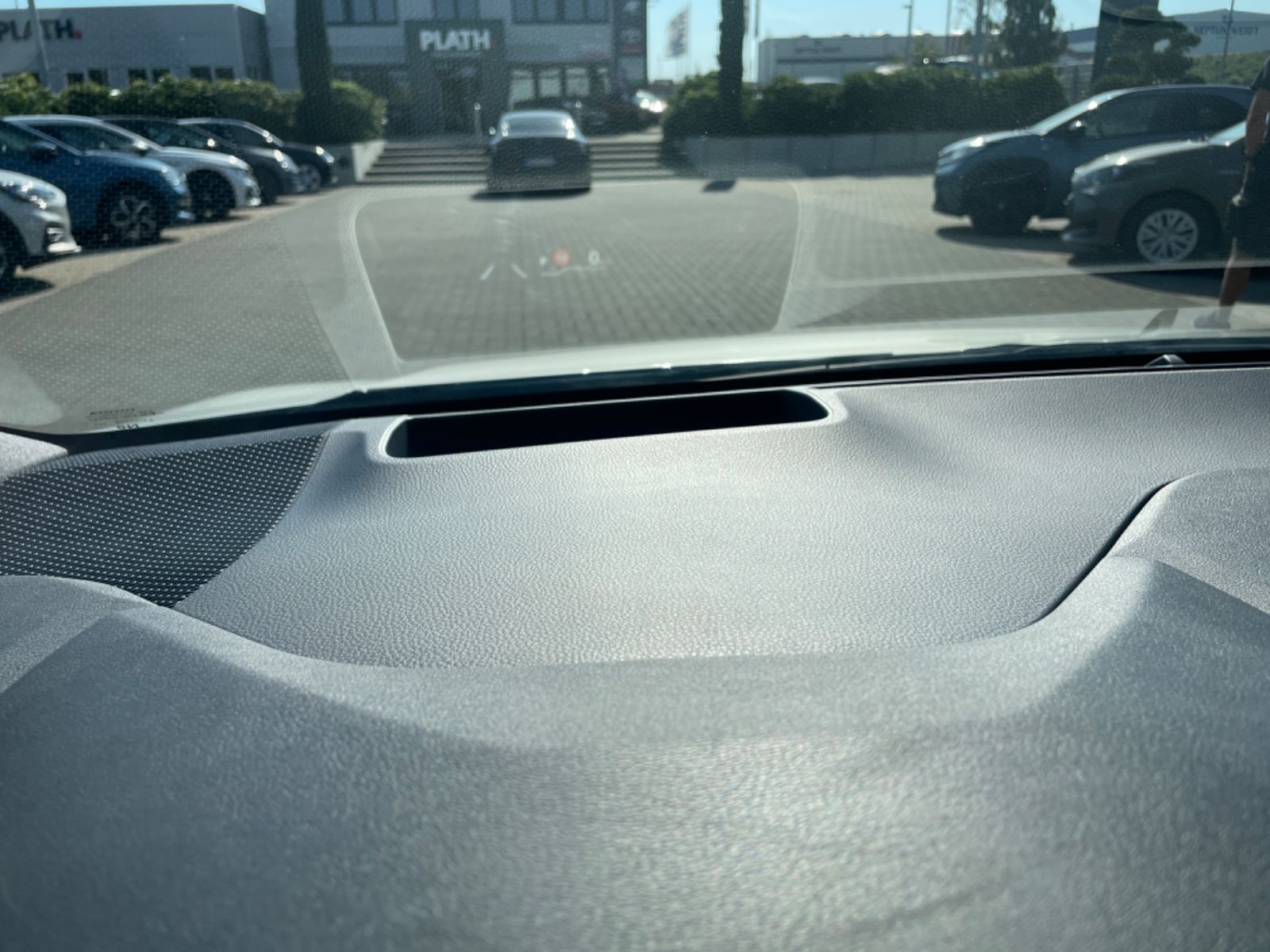 Toyota Corolla Touring Sports Hybrid - Samsaru's Car Outlet