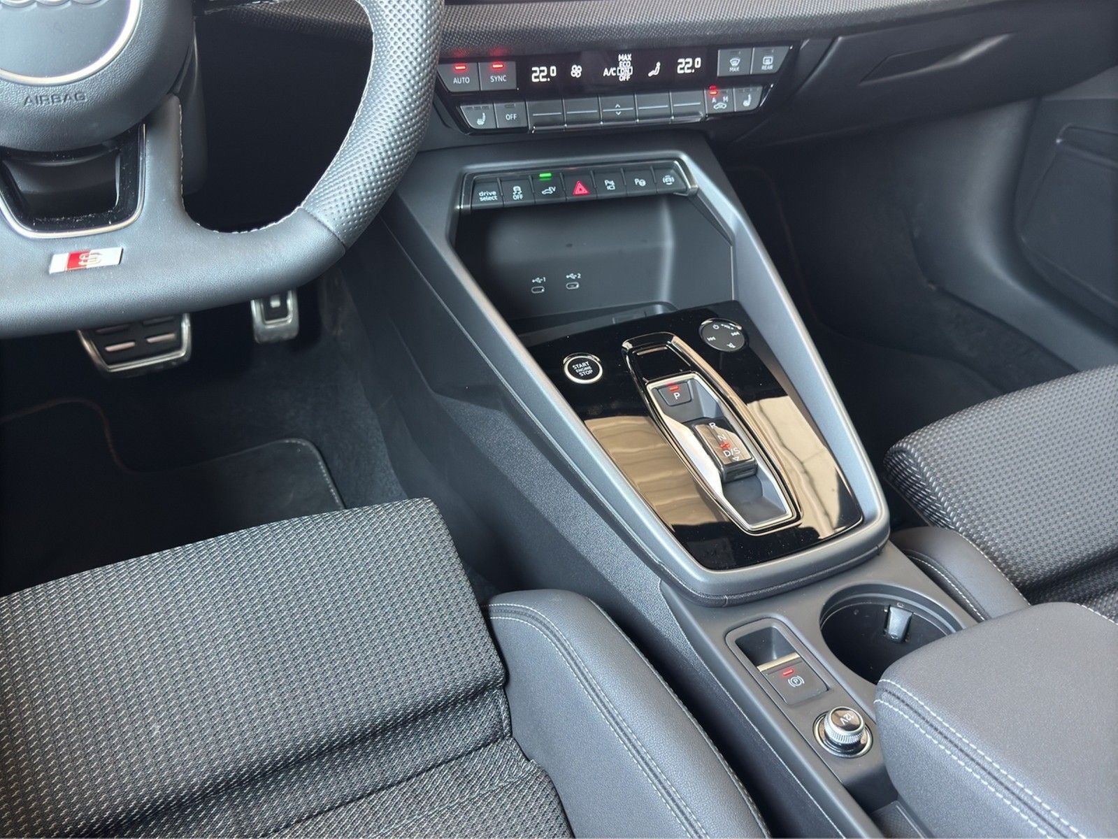 Audi A3 Sportback 40 TFSI e S line Black Matrix-LED K