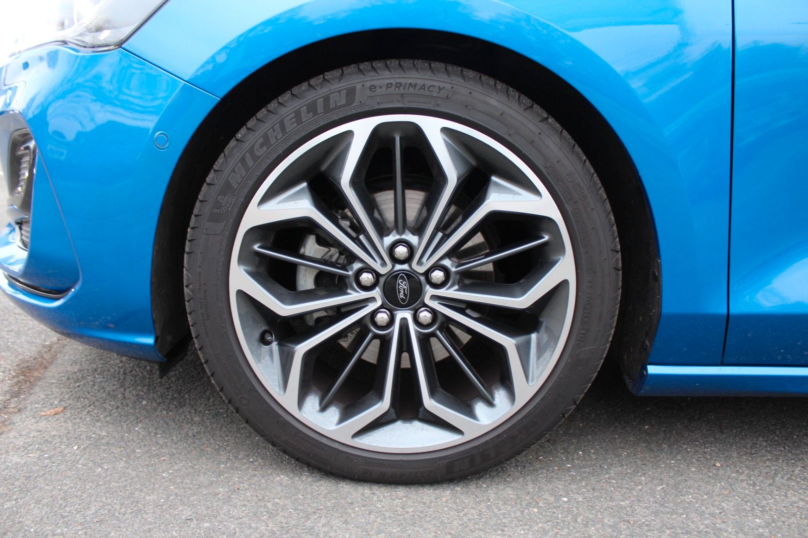 Ford Focus ST-Line X Turnier 1,5EcoBlue*PANO*AHK*AUT