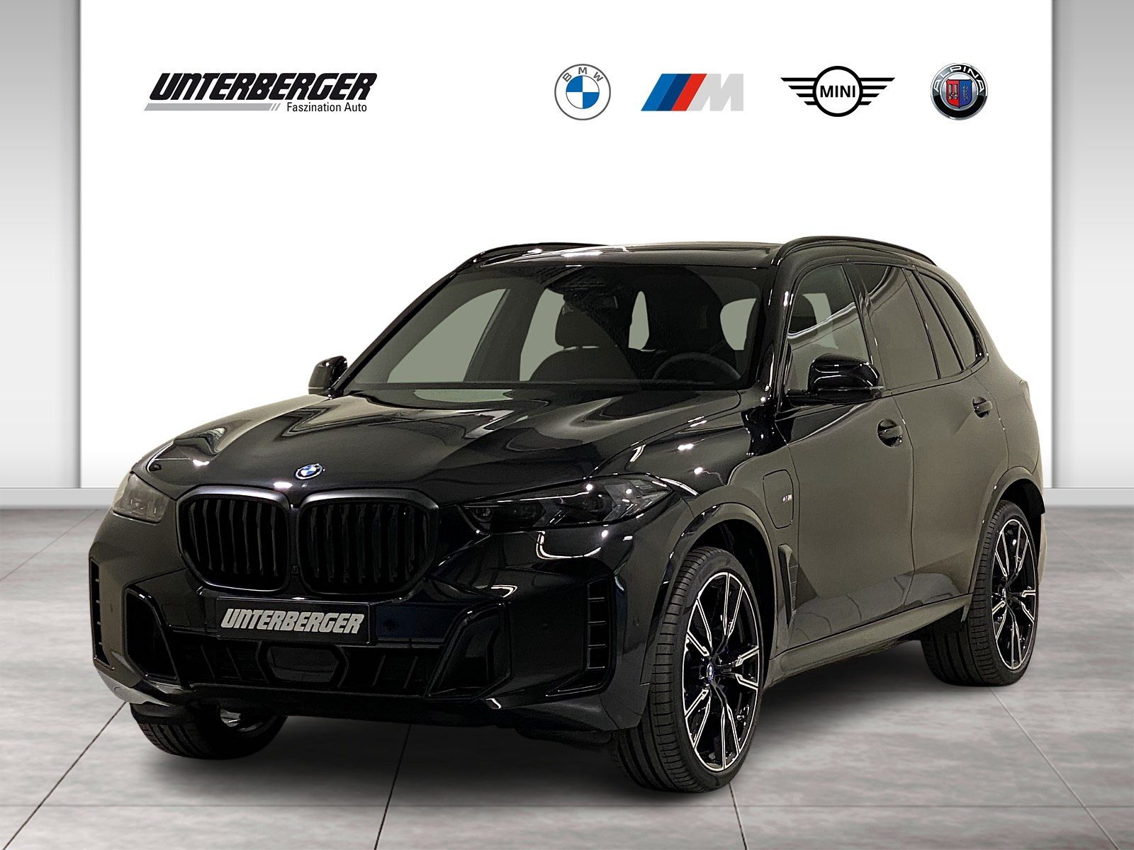 BMW X5 xDrive50e M Sport Pro DA+ PA+ HK Pano AHK Akt