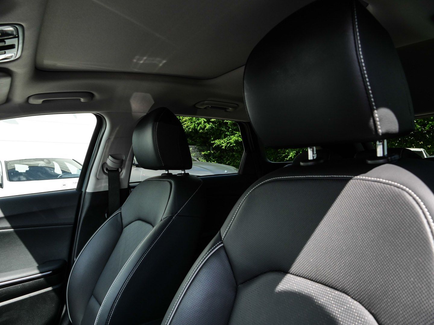Kia Ceed SW Plug-in Hybrid Platinum - Samsaru's Car Outlet