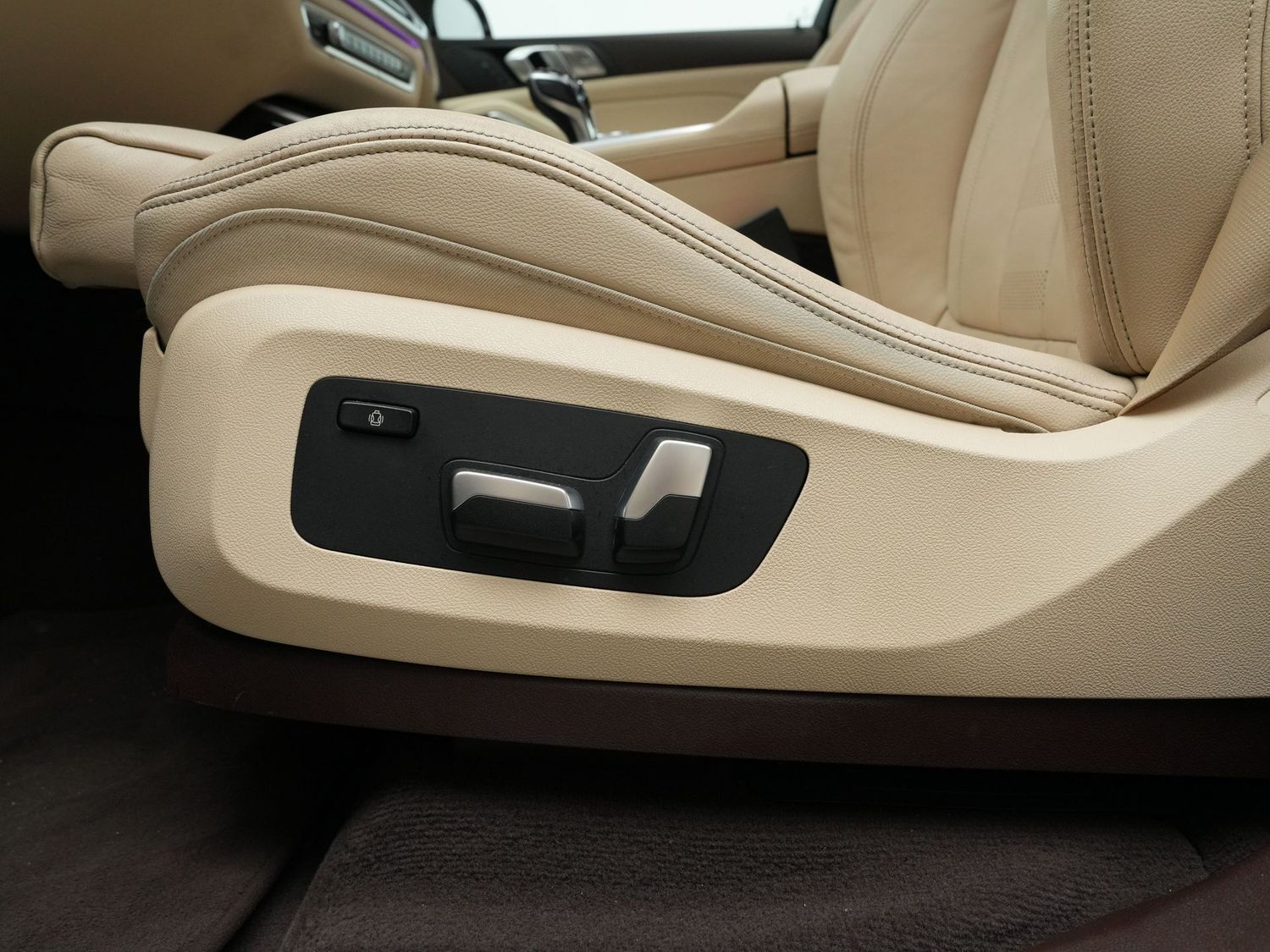 BMW X7 xDrive 40 i M Sport PANO*HUD*AHK*H&K*TV FOND*