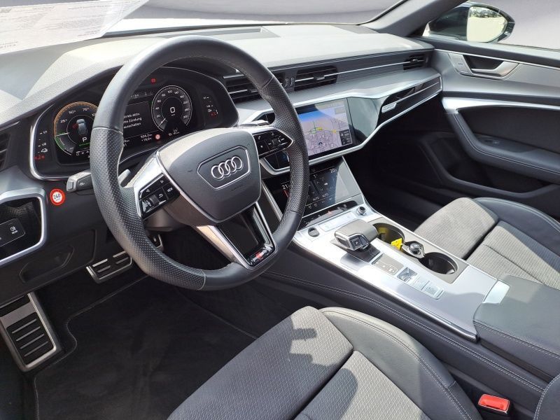Audi A6 Avant 55 TFSIe quattro sport - Samsaru's Car Outlet