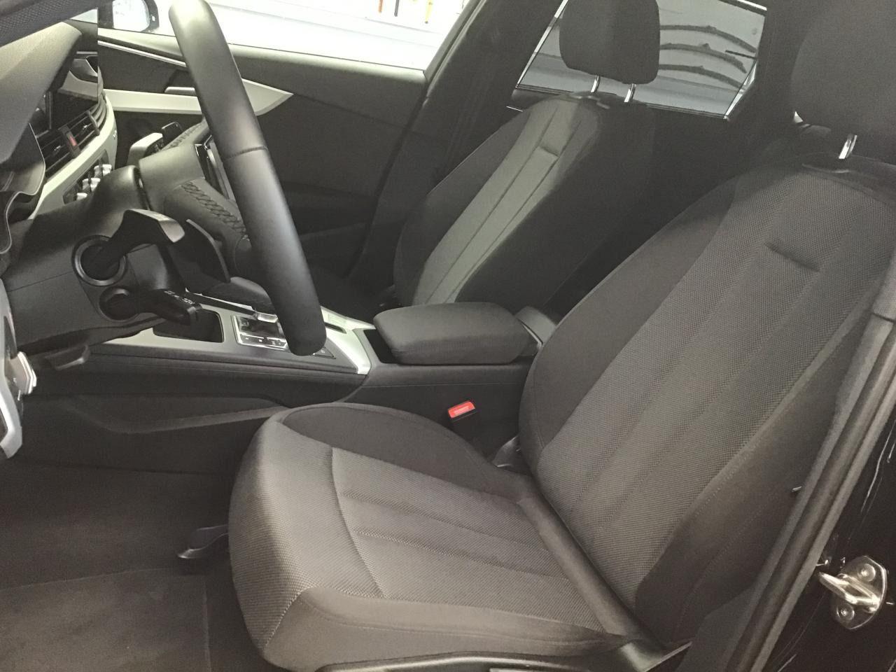 Audi A4 Avant 40 TDI quattro S line - Samsaru's Car Outlet