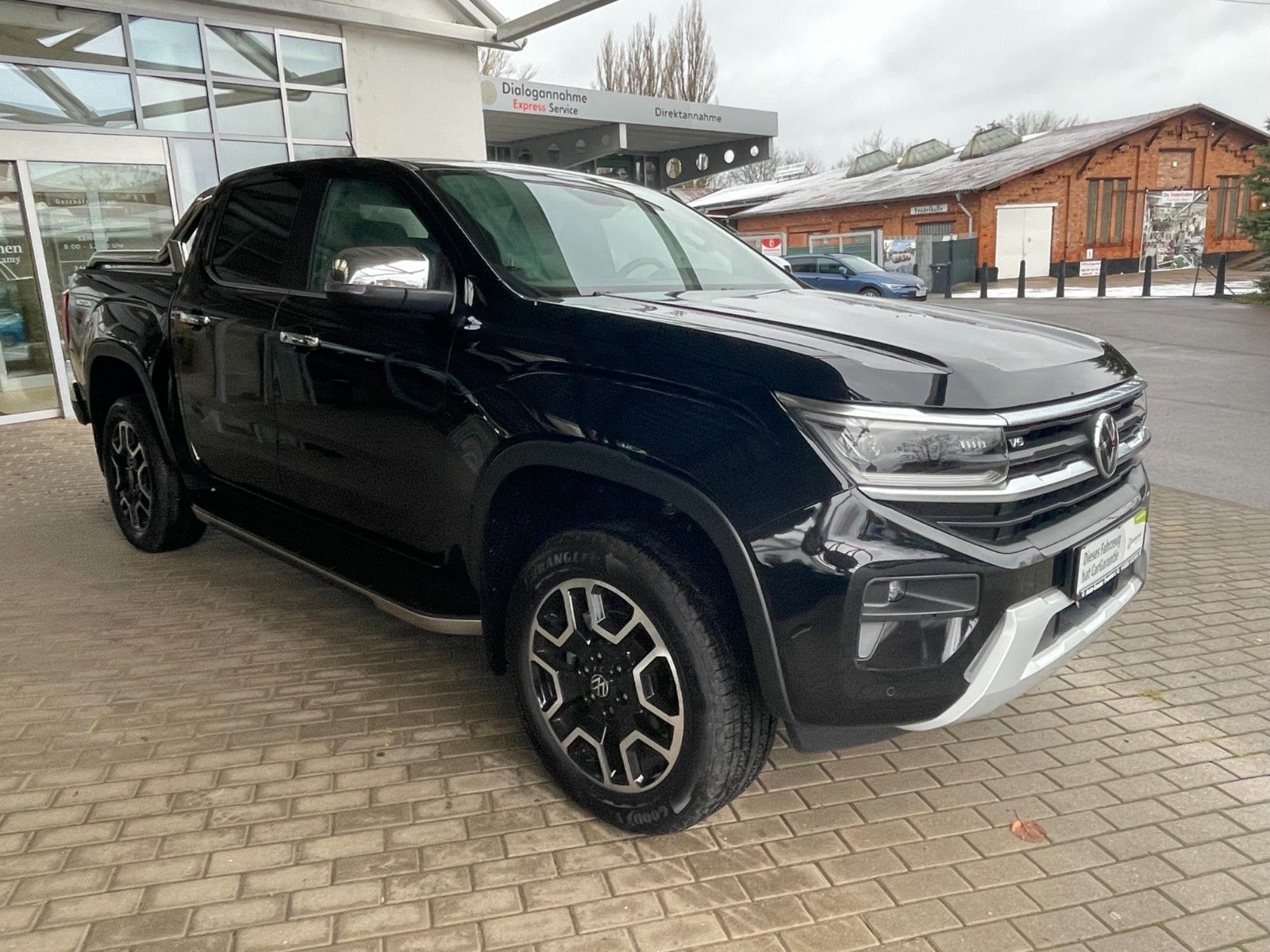 Volkswagen Amarok 3.0 V6 TDI Style 4MOTION - Samsaru's Car Outlet