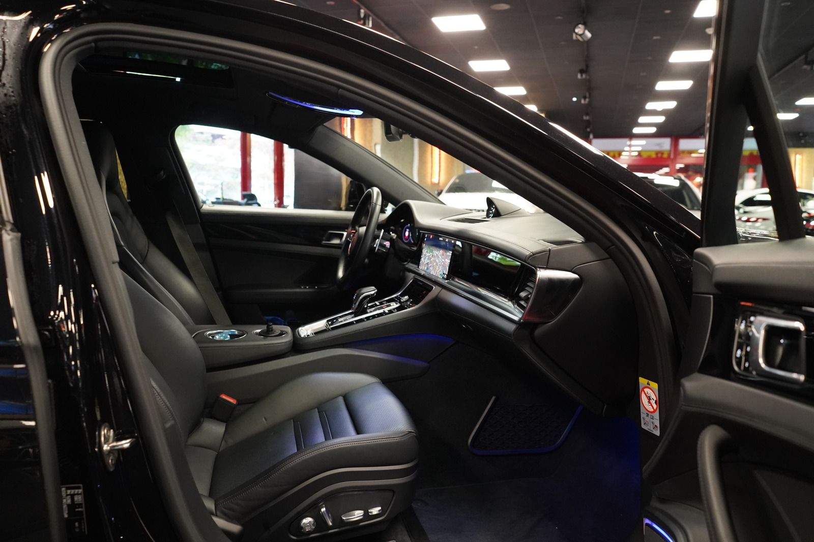 Porsche Panamera 4S E-Hybrid KEYL BOSE PANO SOFT CHRONO