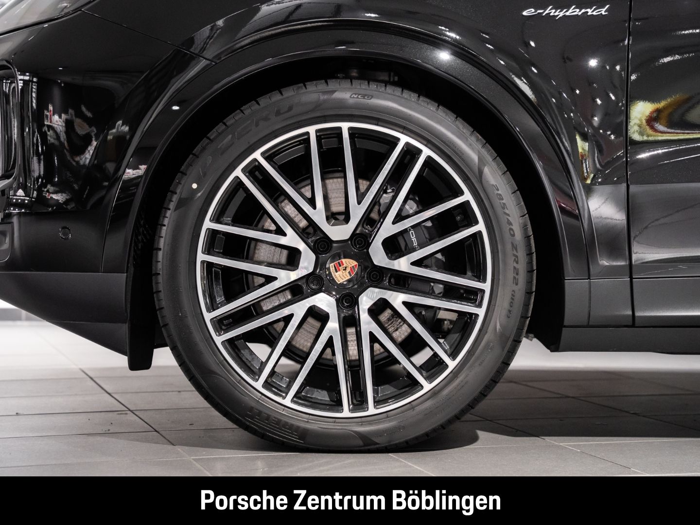 Porsche Cayenne E-Hybrid BOSE Panoramadach LED-Matrix