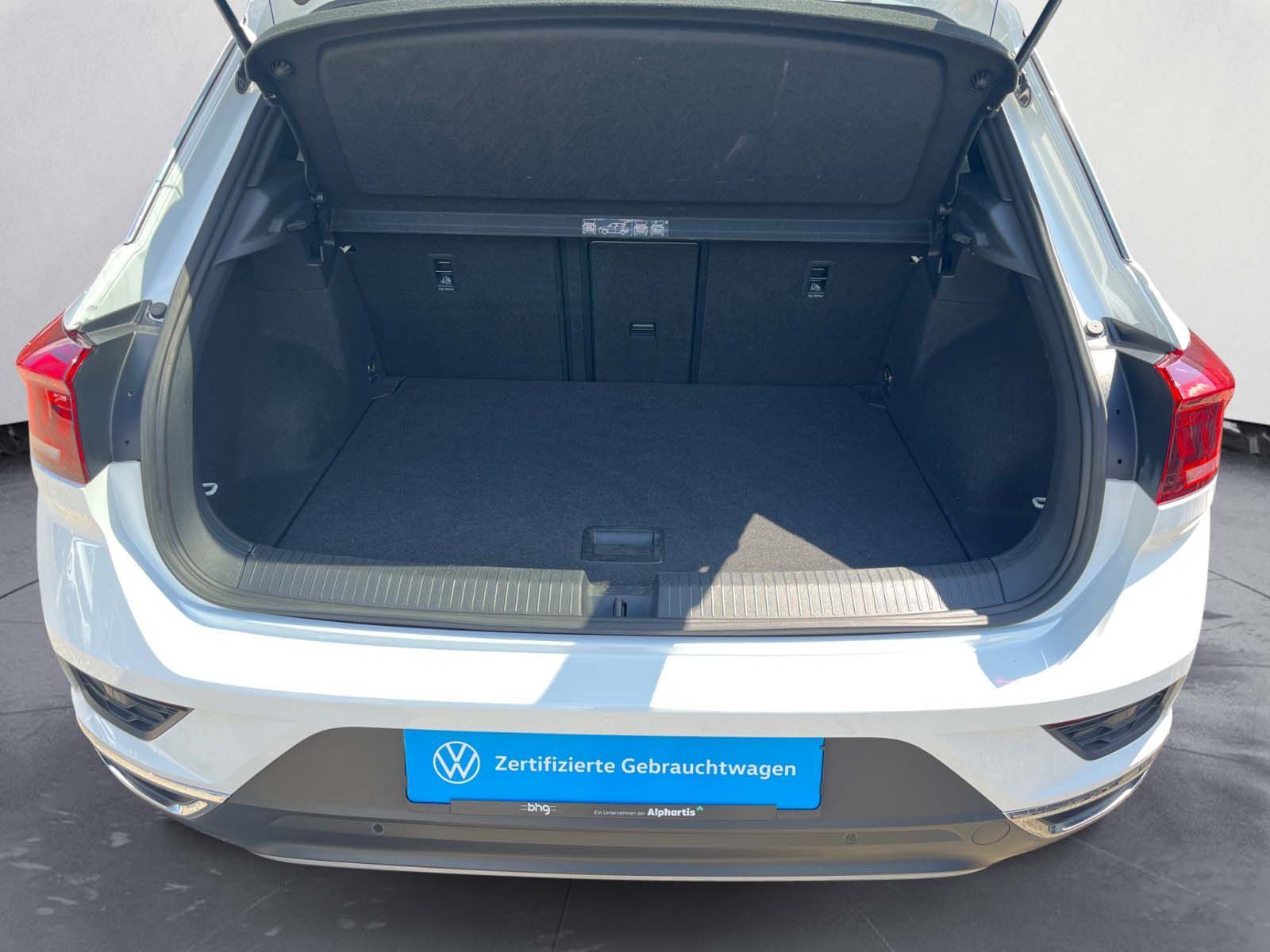 Volkswagen T-Roc 1.5 TSI ACT Sport - Samsaru's Car Outlet