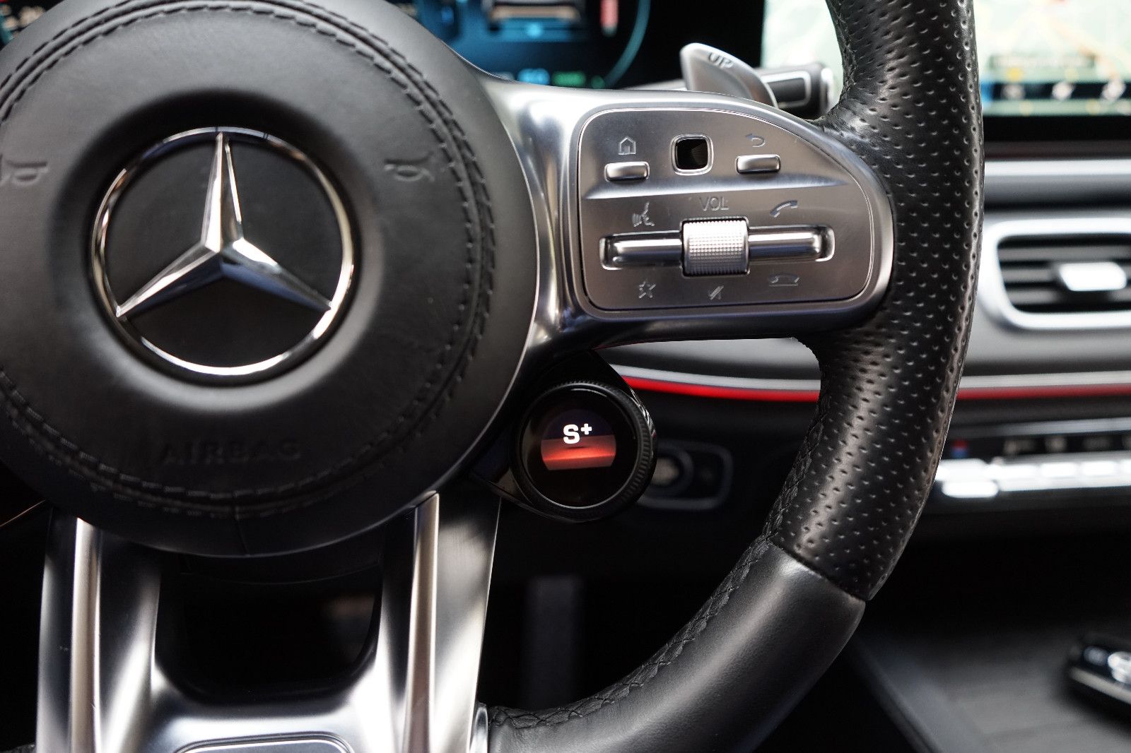 Mercedes-Benz GLE 53 Coupe*AMG Perfor*3xTV*HUD*ACC*Active Ride