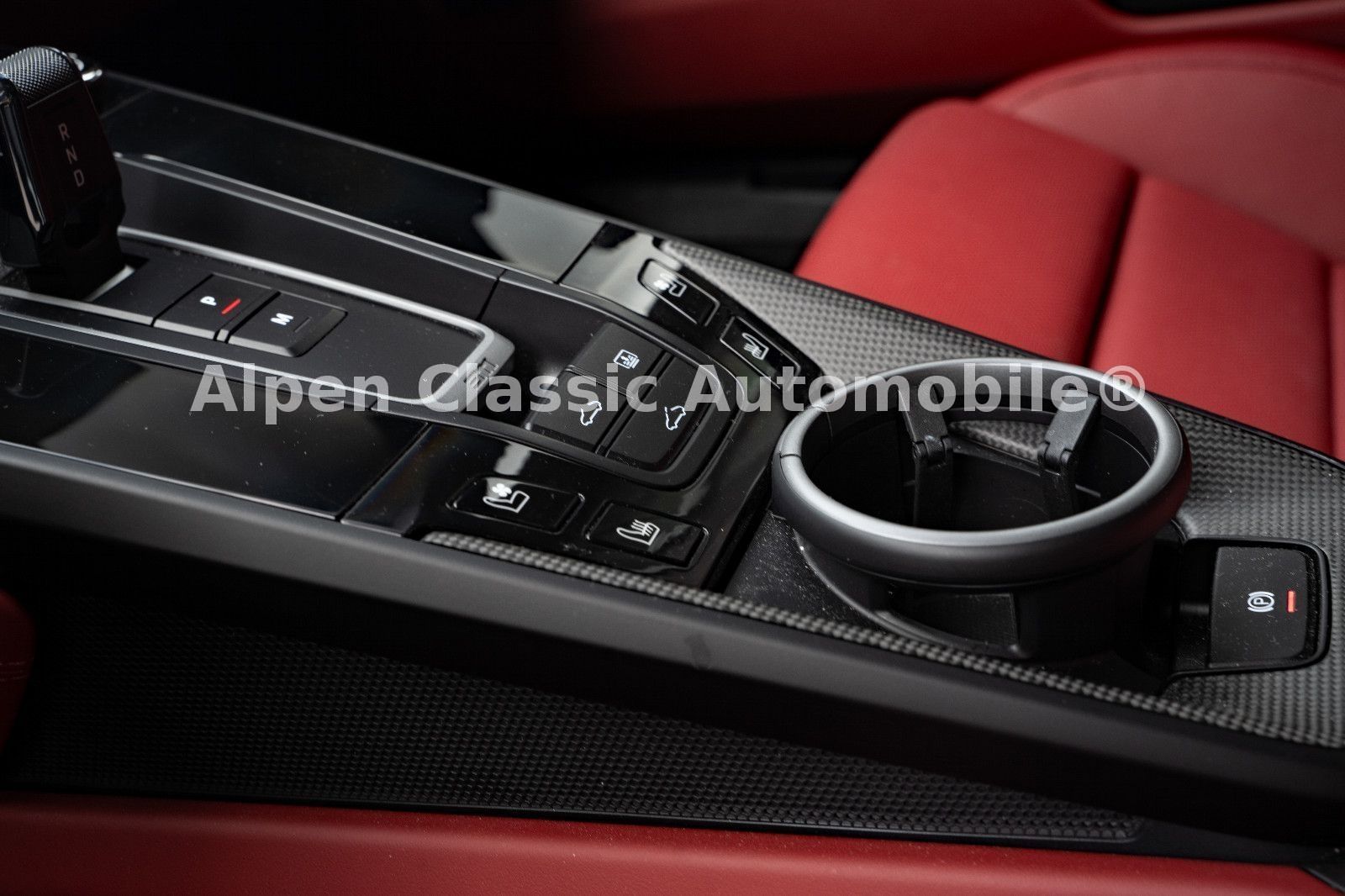 Porsche 992 Carrera 4 GTS Sport Chrono, Burmest