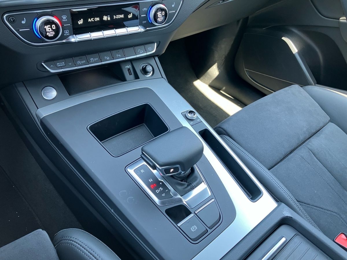 Audi Q5 Sportback S-LINE 45 TFSI QUATTRO - Samsaru's Car Outlet