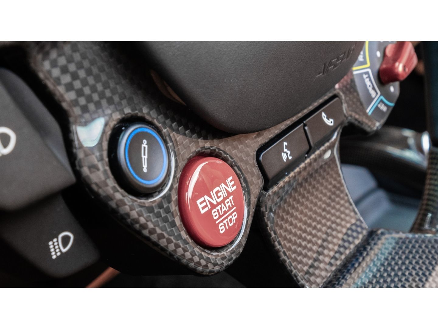 Ferrari 812 GTS *TAILOR-MADE* - Samsaru's Car Outlet