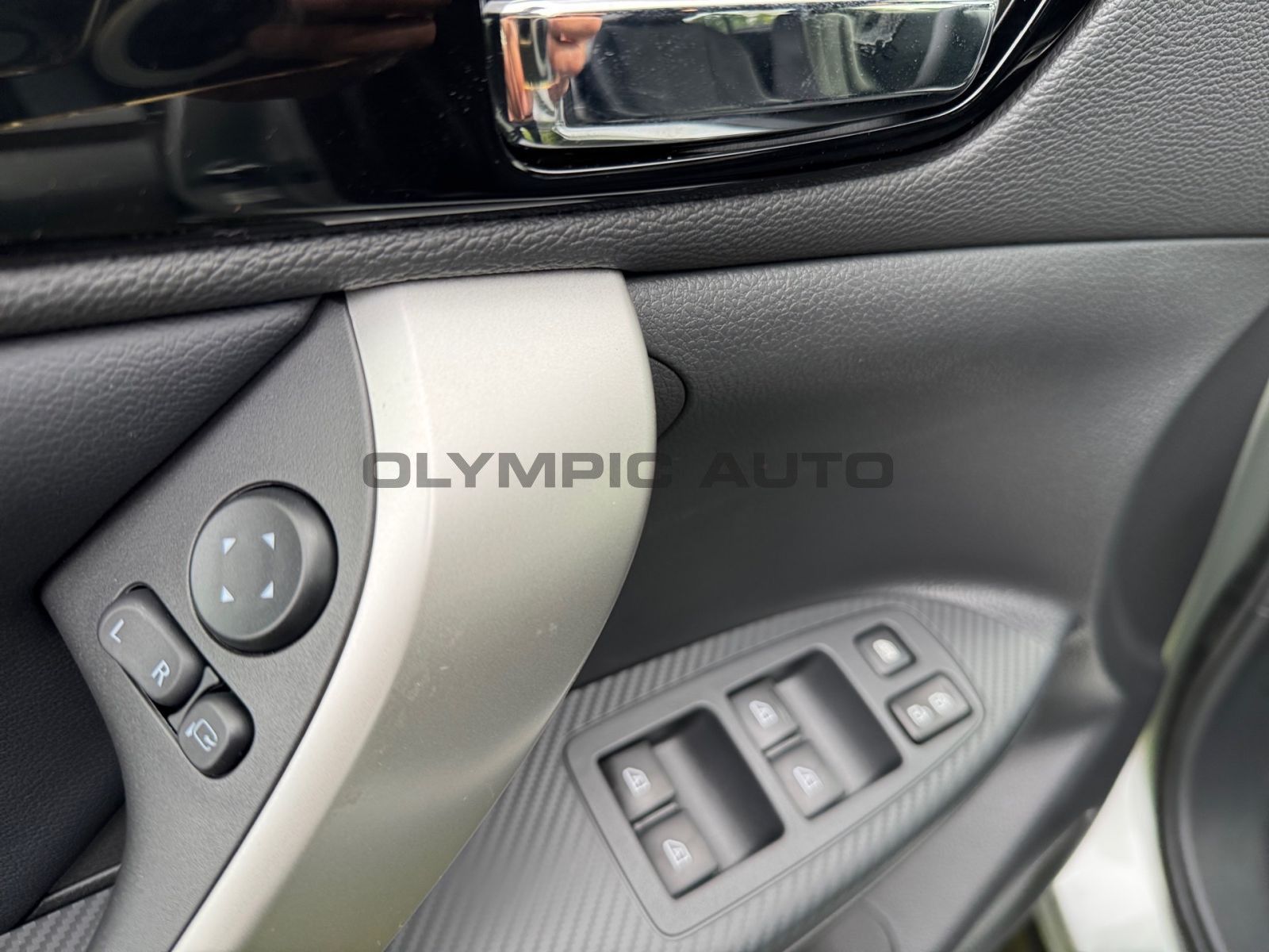 Mitsubishi Eclipse Cross 2.4 Plug-In Hybrid Select 360°  LE