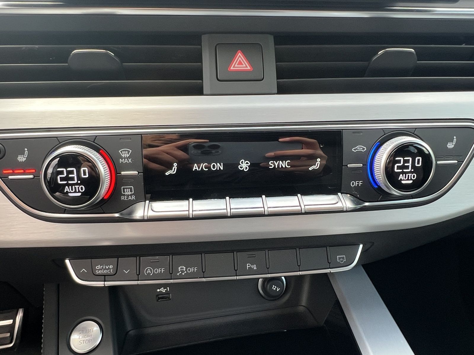 Audi A4 Avant 40 TFSI Q 2x S LINE LM19 MATRIX KAMERA